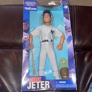 Derek Jeter Sports Superstar Collectible by Starting Lineup 1998 Edition